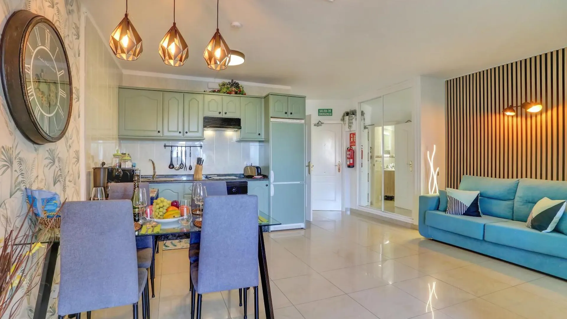 Appartamento Luxory Dreamy Sunset, Seafront, Direct Access To The Promenade,Wifi,Pool,Free Parking Los Cristianos